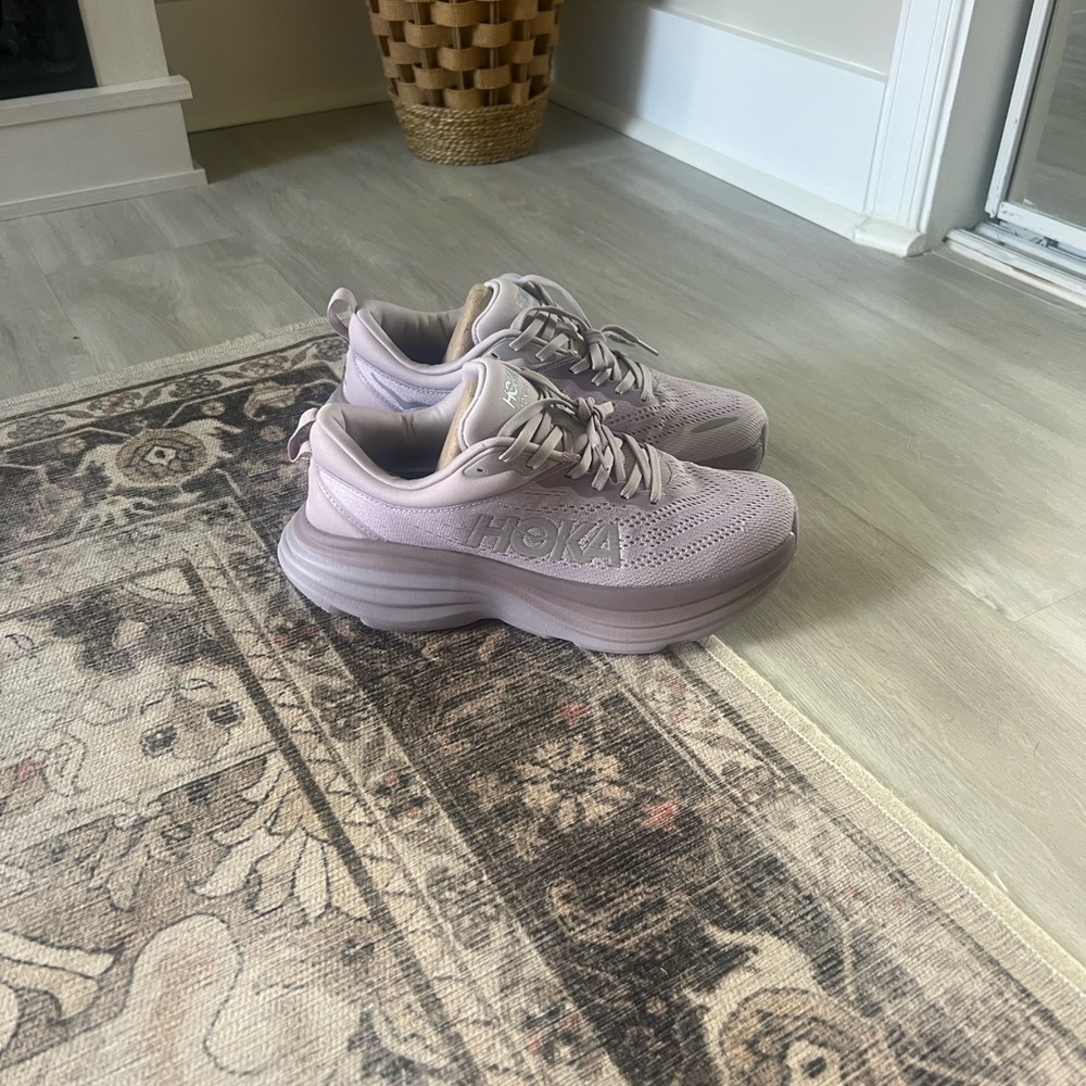 Hoka Women's Bondi 8